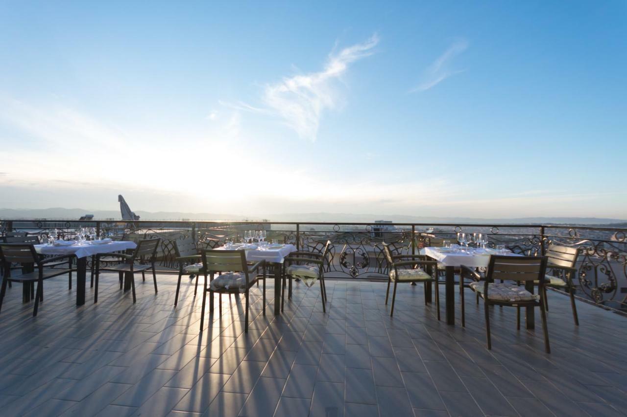 Chateau Linza Resort Tirana Buitenkant foto