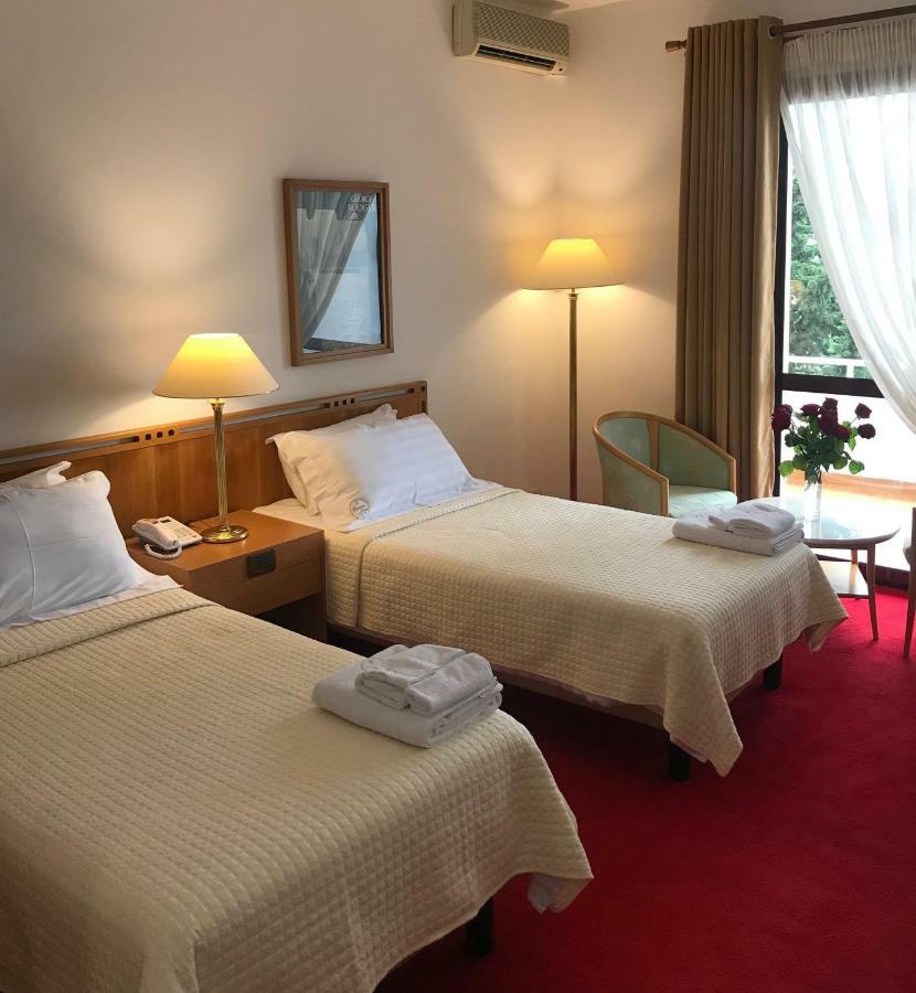 Chateau Linza Resort Tirana Buitenkant foto