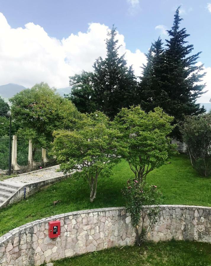 Chateau Linza Resort Tirana Buitenkant foto