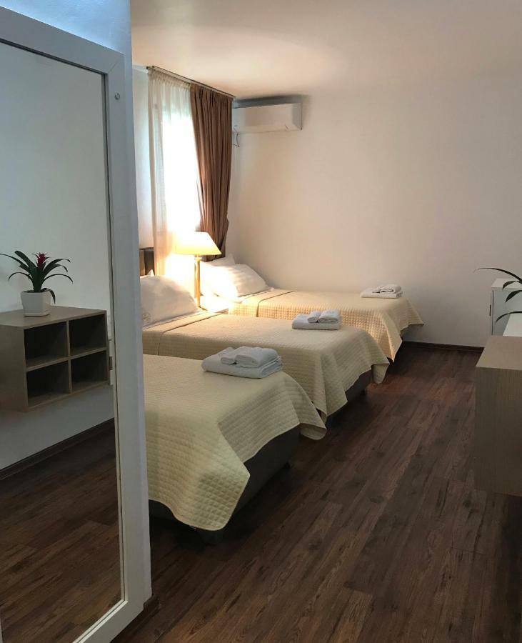 Chateau Linza Resort Tirana Buitenkant foto