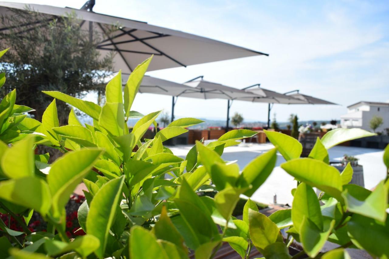 Chateau Linza Resort Tirana Buitenkant foto