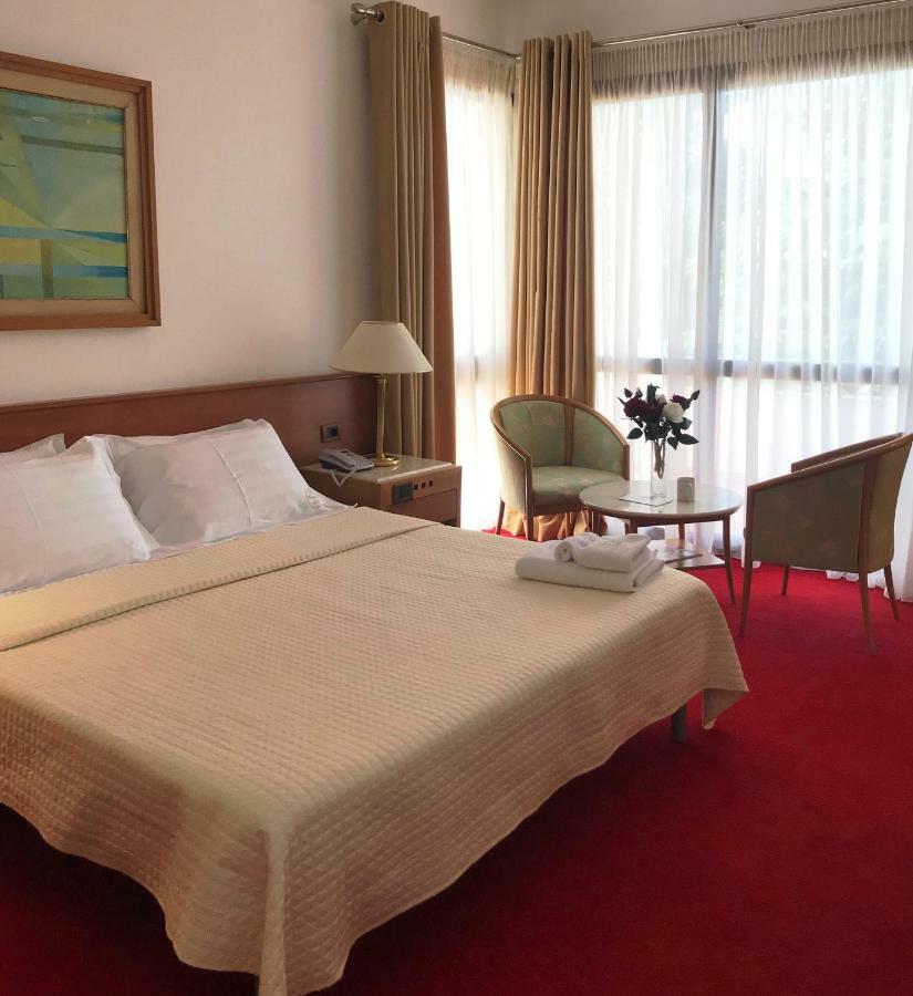 Chateau Linza Resort Tirana Buitenkant foto